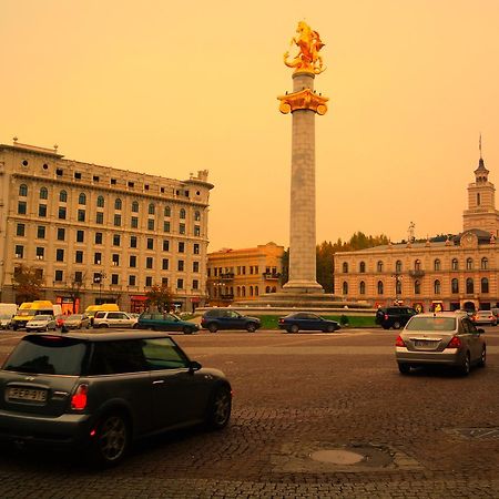 All Seasons Hotel On Freedom Square Тбилиси Экстерьер фото