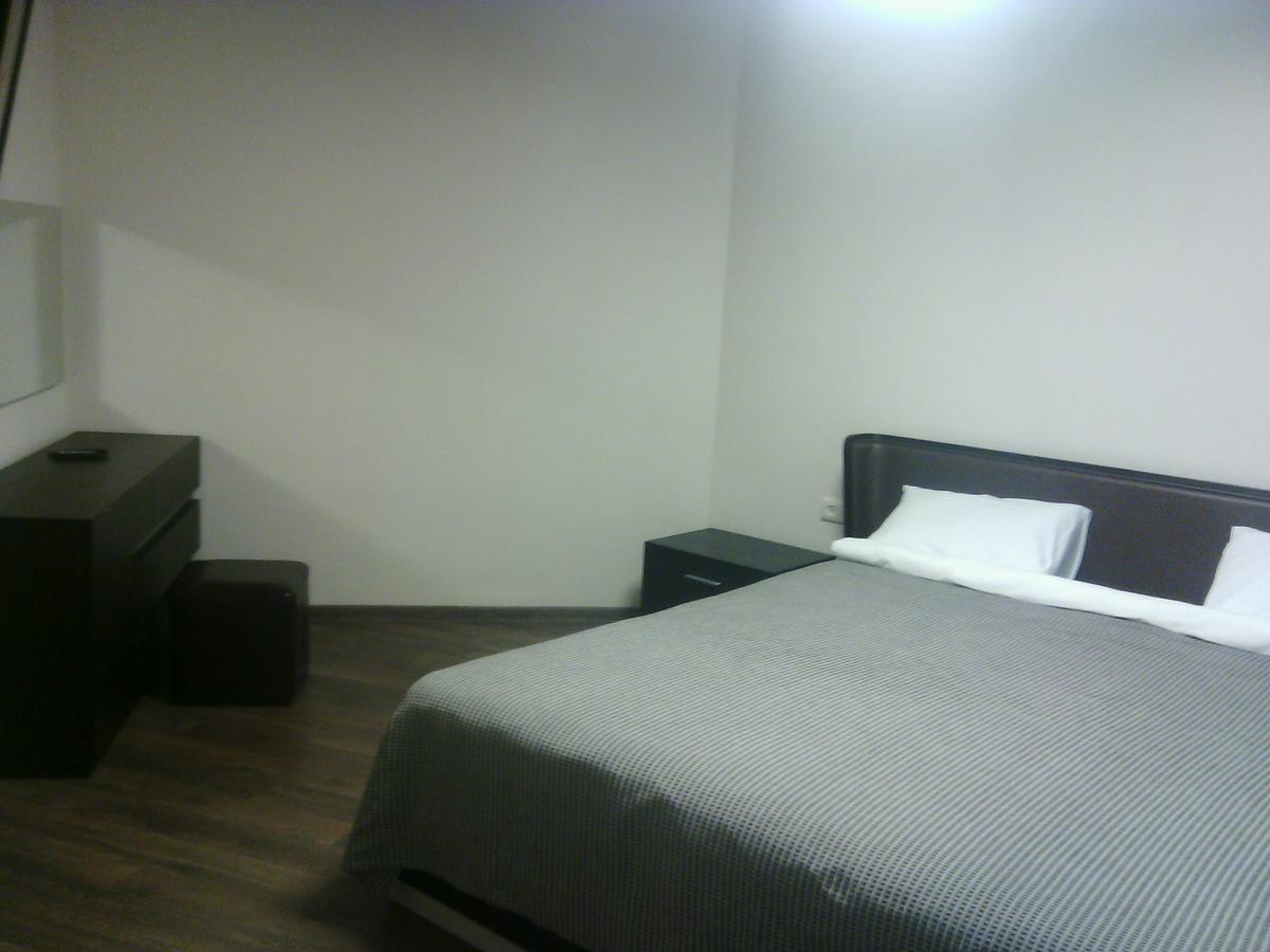 All Seasons Hotel On Freedom Square Тбилиси Экстерьер фото