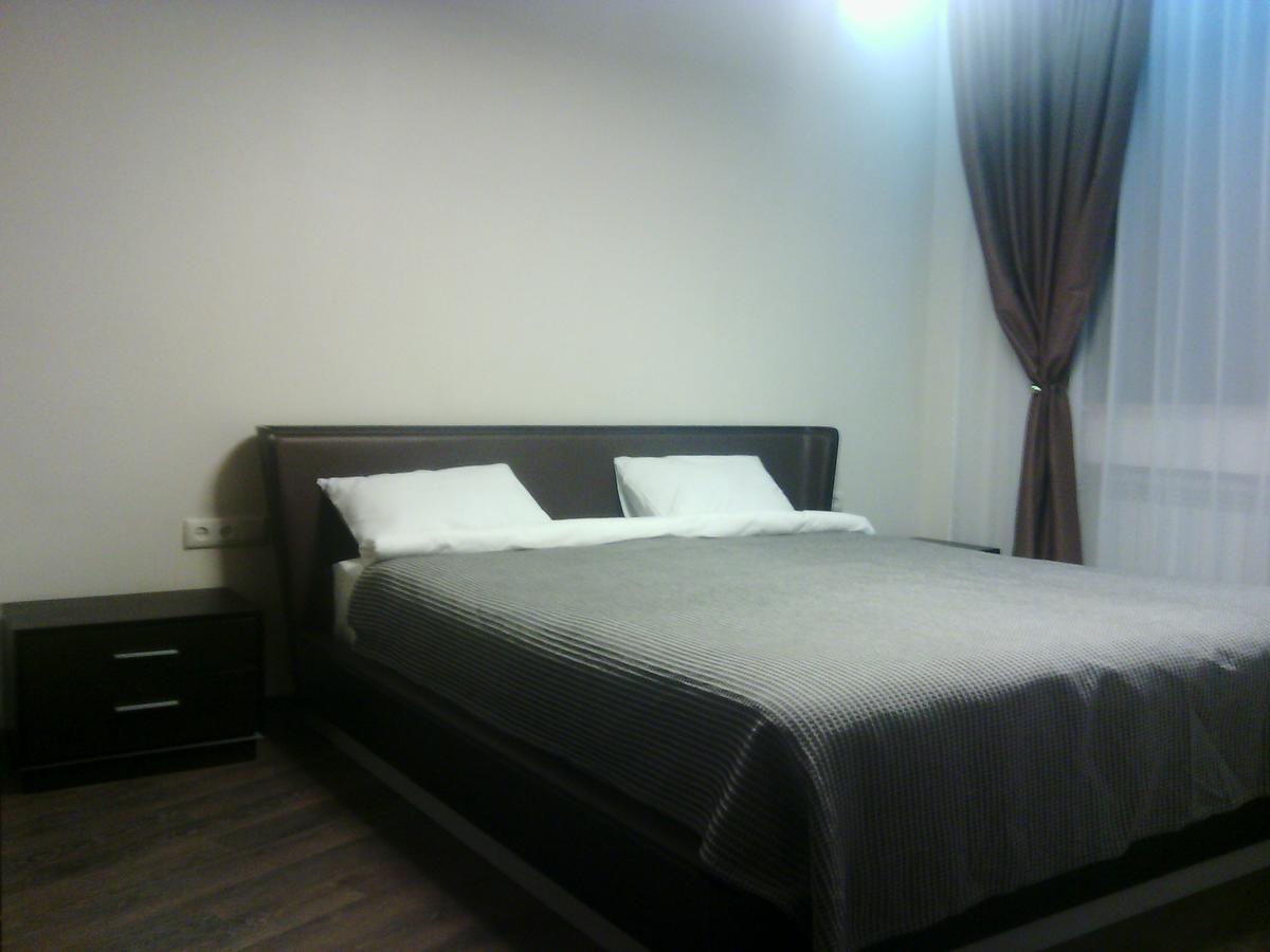 All Seasons Hotel On Freedom Square Тбилиси Экстерьер фото
